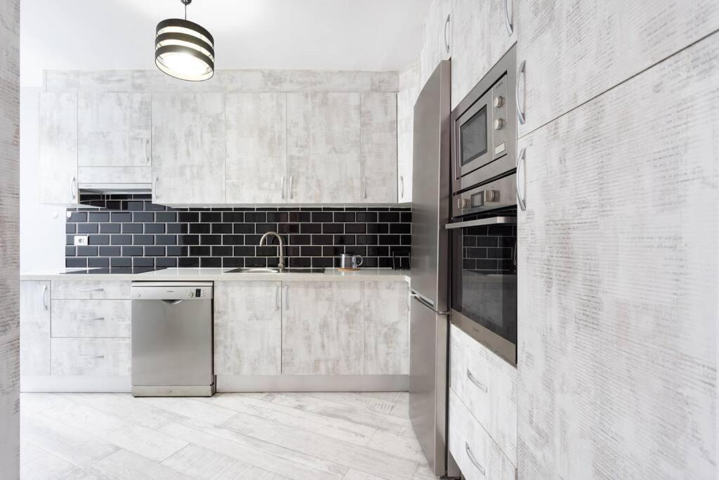 Classbnb - 150m From Vistas Apartment *